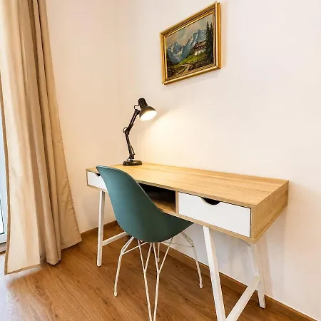 Altbau Am Isartor Munich
